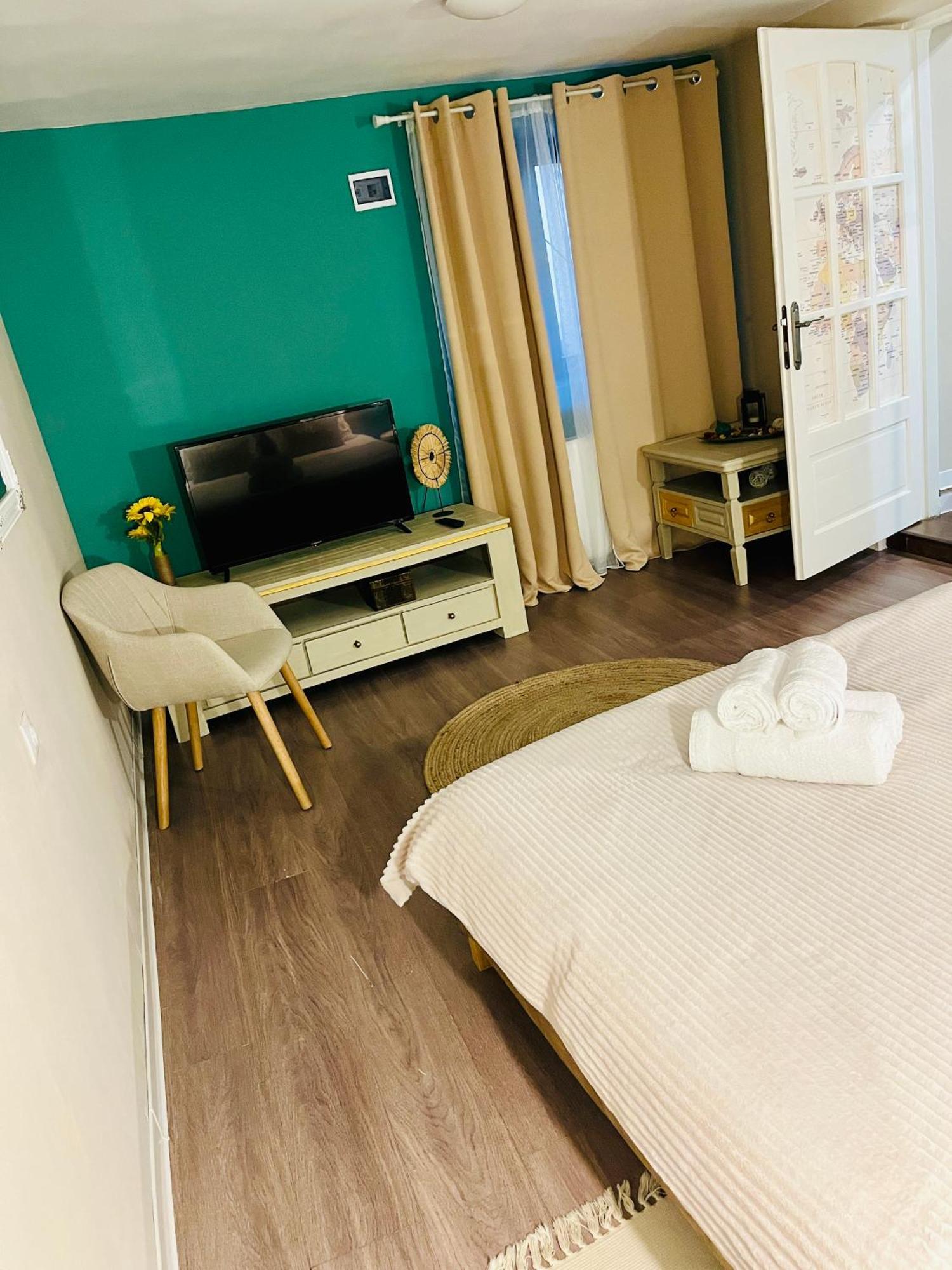 Moon And Sun Apartments シビウ エクステリア 写真